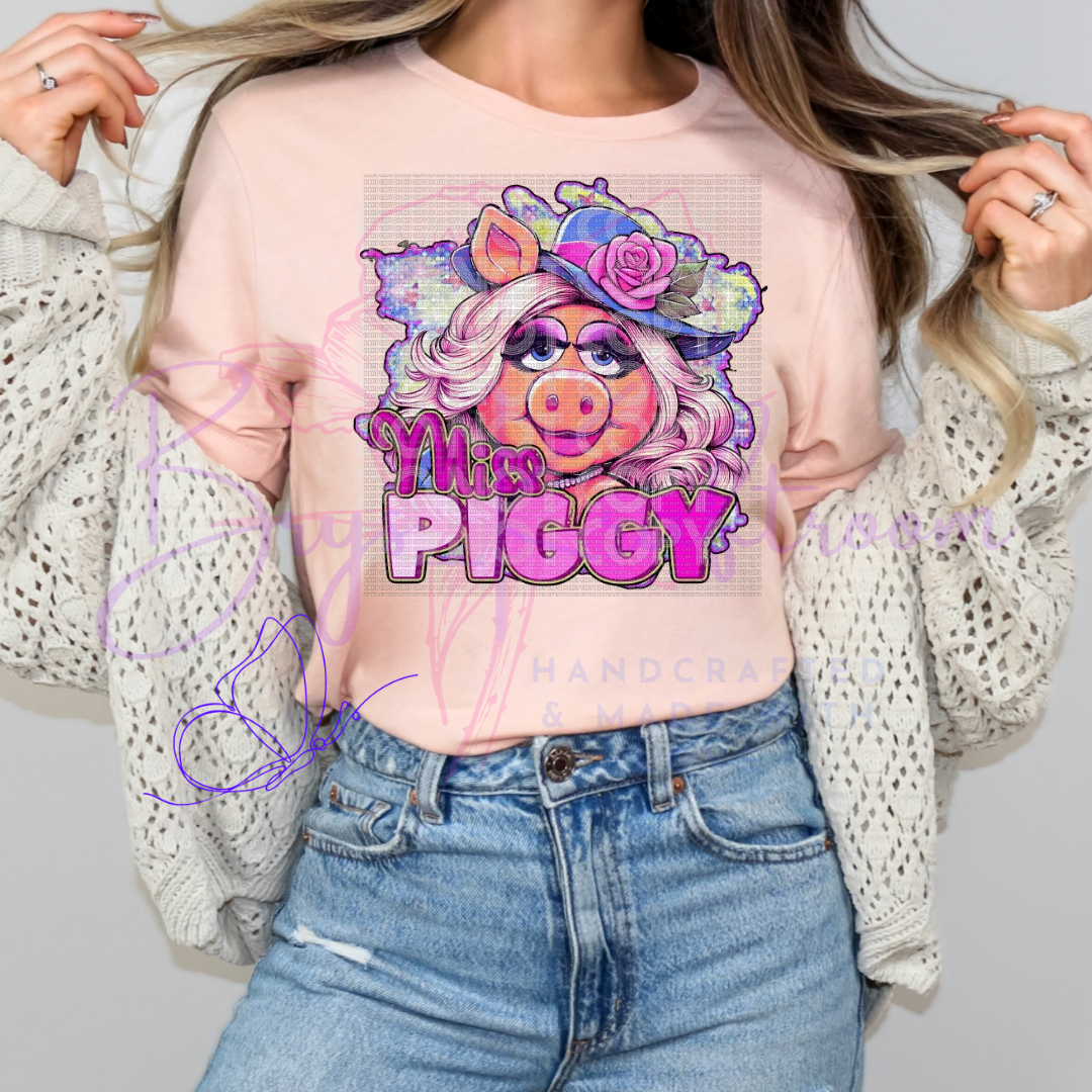 Miss Piggy 11” DTF
