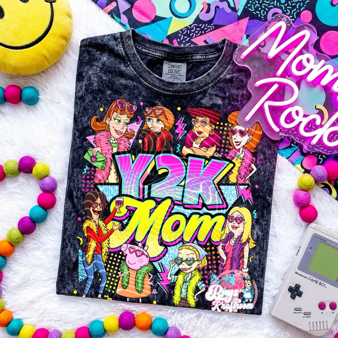 Y2K | 2000’s Mom