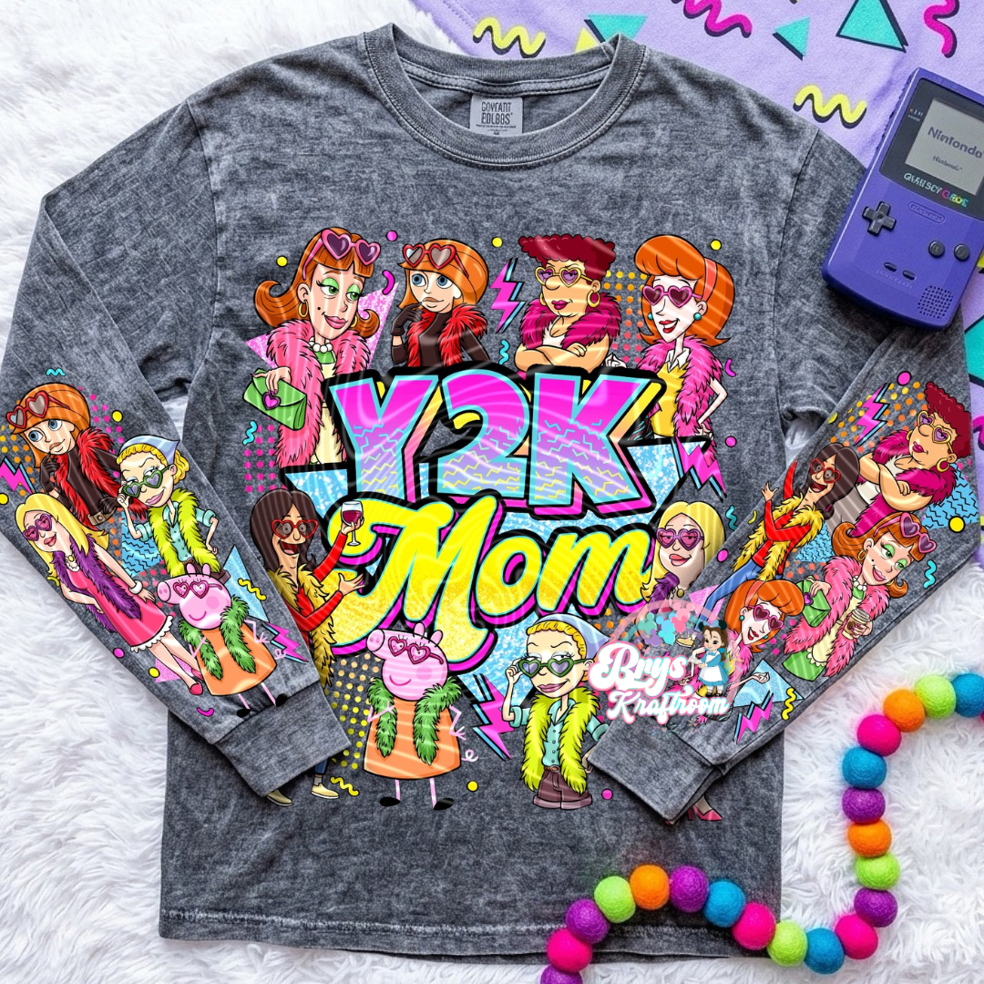 Y2K | 2000’s Mom