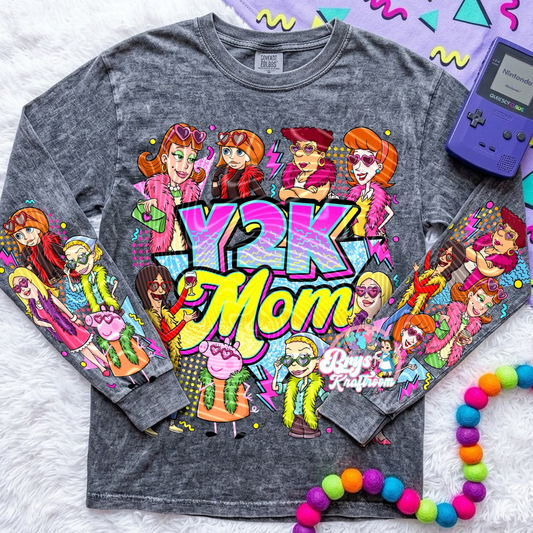 Y2K | 2000’s Mom